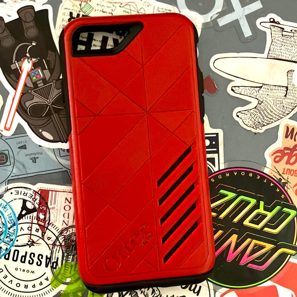 OtterBox Commuter case SE 2020/SE 2022 models